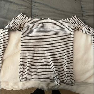 Hollister off the shoulder long sleeve top